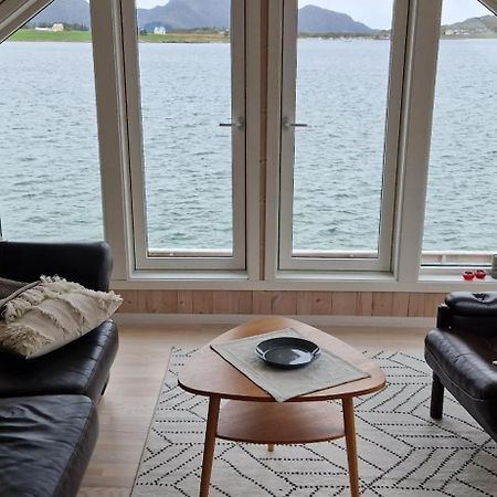 Molobua, Fantastic Place By The Sea Leknes Exteriör bild